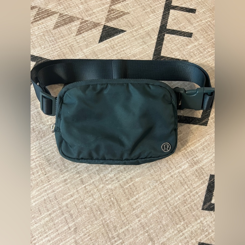 Teal shadow lululemon OG belt bag